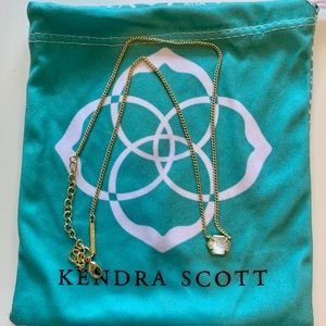 Kendra Scott ‘Mabel’ pendant necklace